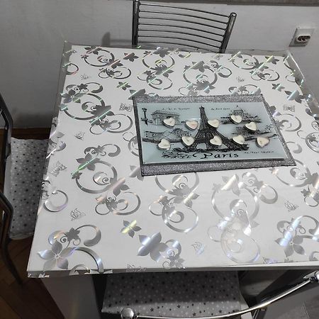 Jednosoban Stan-Centar-Ela Apartman Pirot Kültér fotó