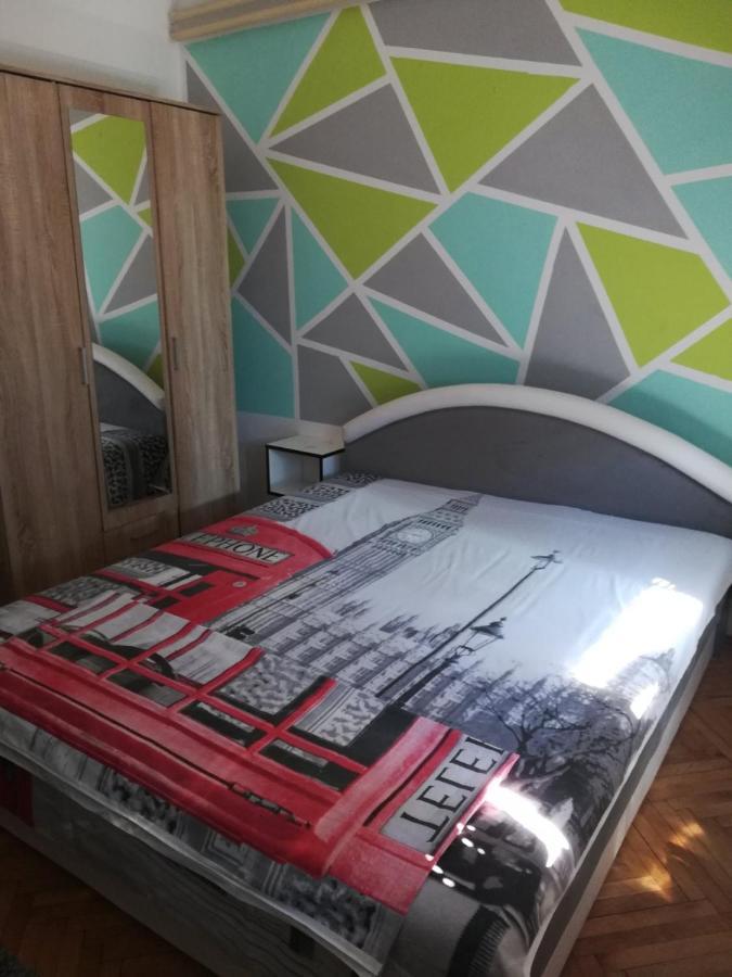Jednosoban Stan-Centar-Ela Apartman Pirot Kültér fotó